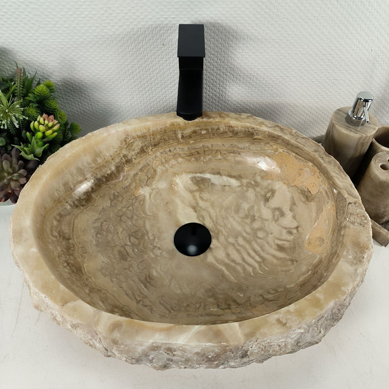 9wog5mg6aihxxt09u6vq585evjklirn2