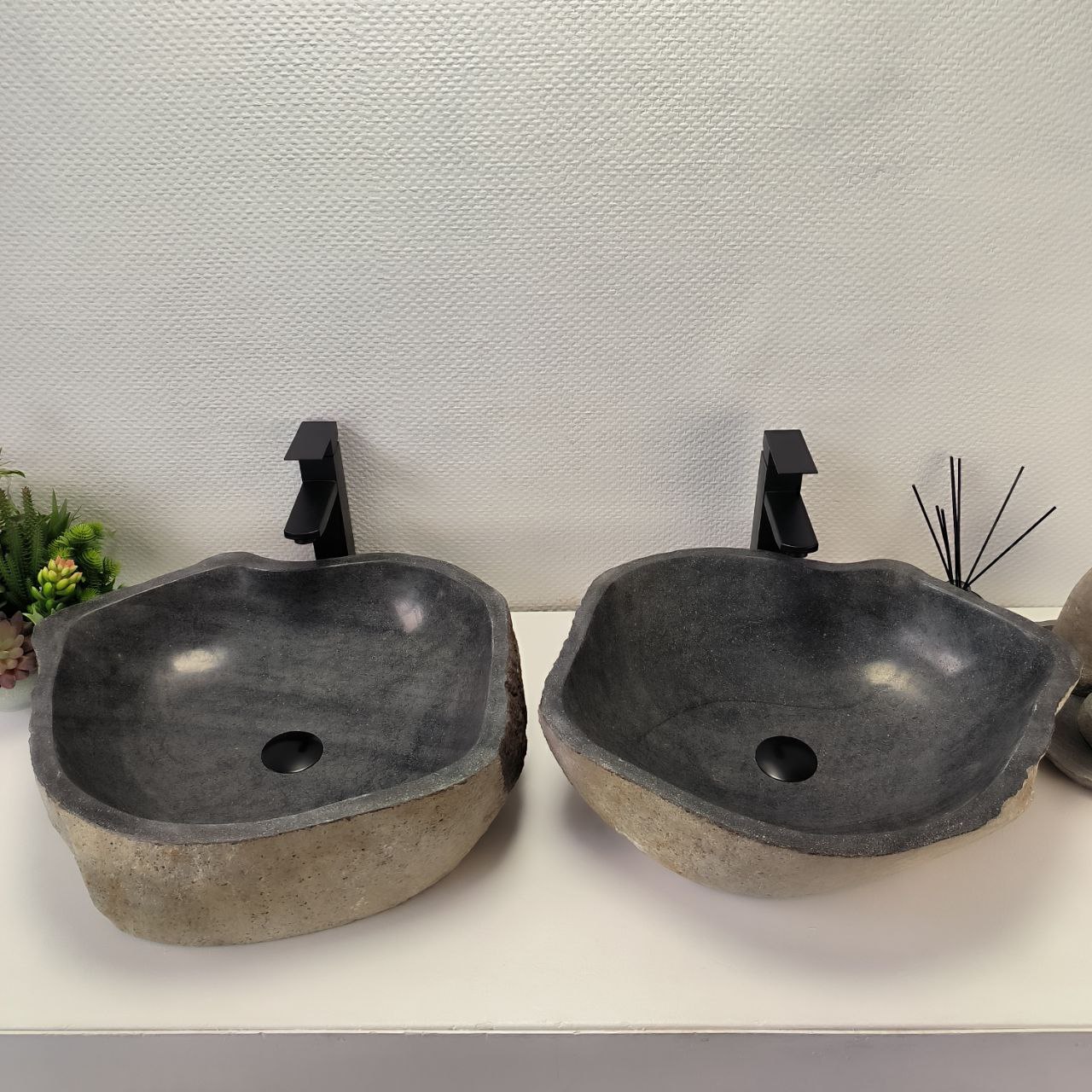 a0aidjpm2id5zcg5h6turfnfv3mrjs8a