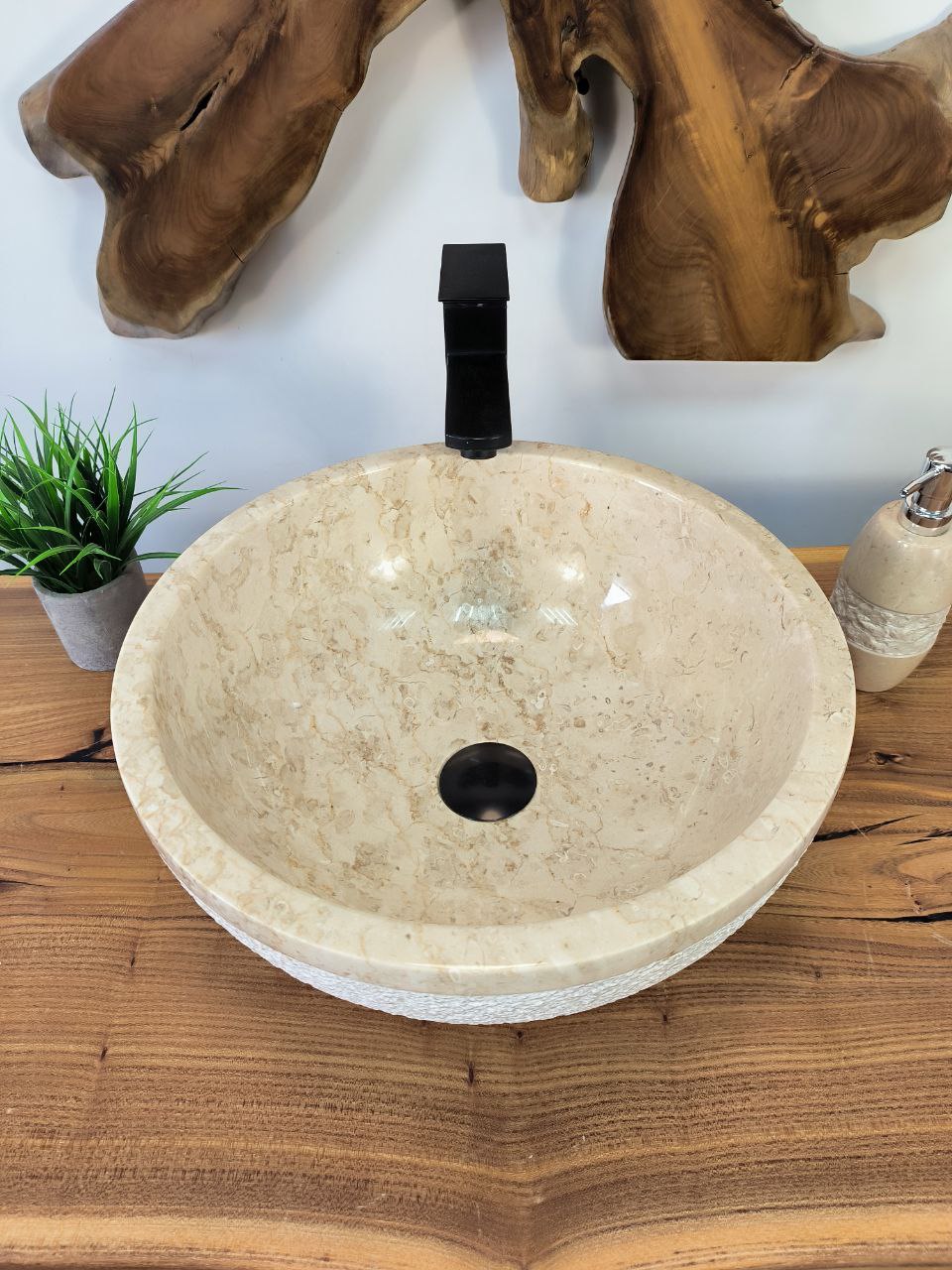 photo_2025-05-15_12-46-43