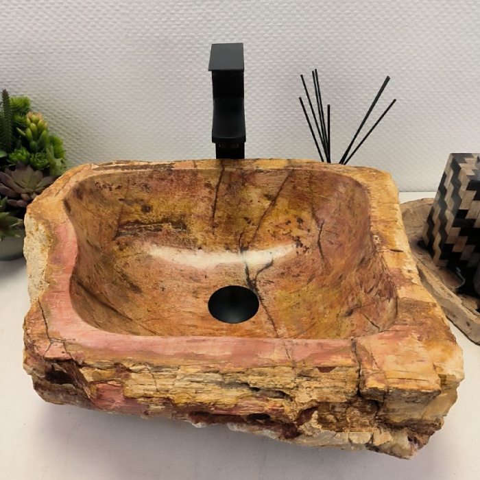 s3167muwwl37ktxnk4i070wuiy9as4lx