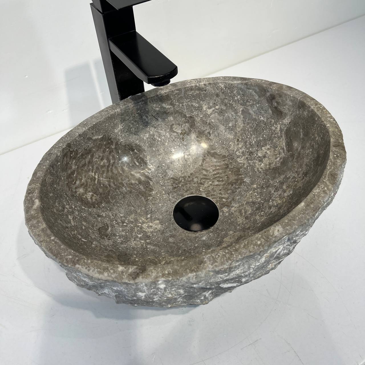 Раковина из мрамора Erozy Grey EM-67040 40*30*15 из натурального камня