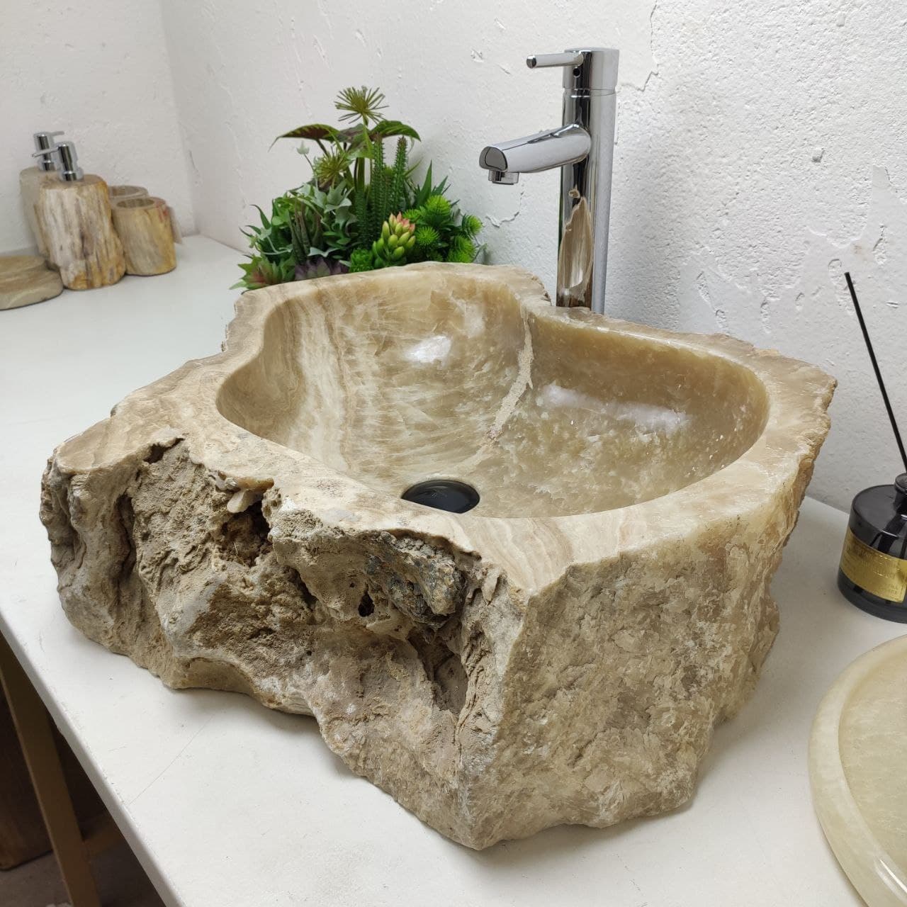 eo2wcqi6tu8naphhh0wx6ayqhnablc1q