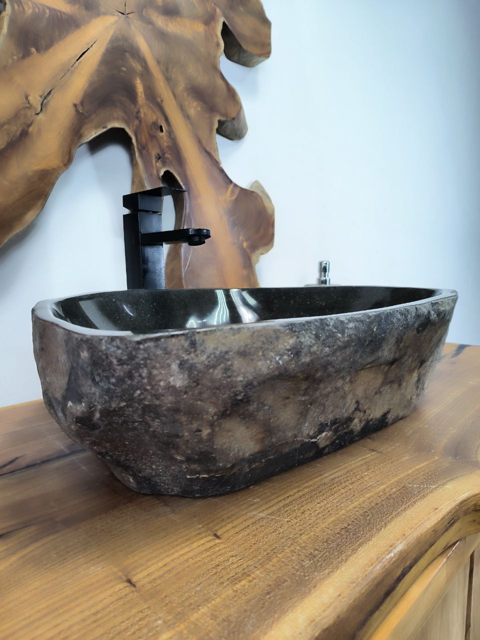 Раковина из речного камня RS-66385 54х41х15 из натурального камня