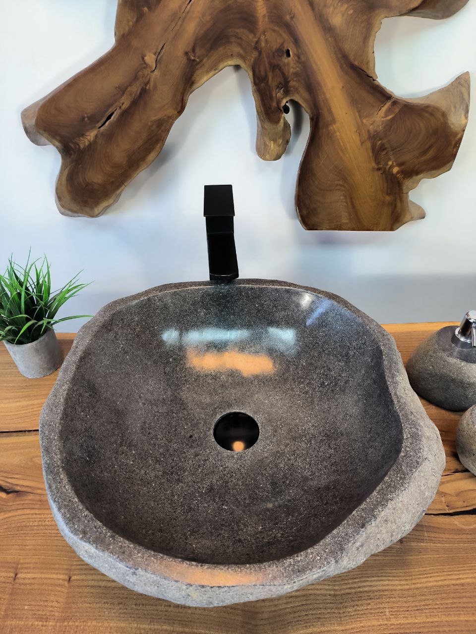 photo_2025-05-16_09-21-15