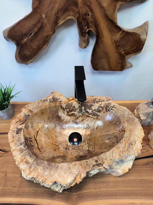 photo_2025-05-15_09-29-58