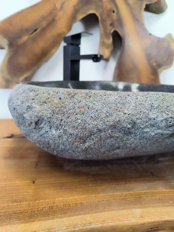 Раковина из речного камня RS-66479 54х46х15 из натурального камня