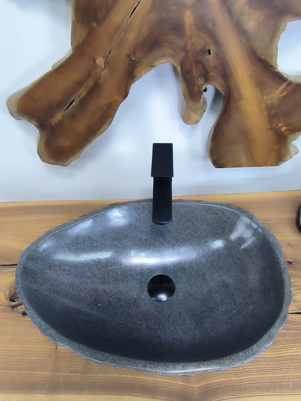 Раковина из речного камня RS-66421 56х37х15 из натурального камня