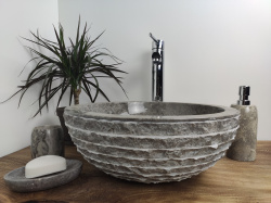 2c04b315b504573214d6afdc5d0beca0