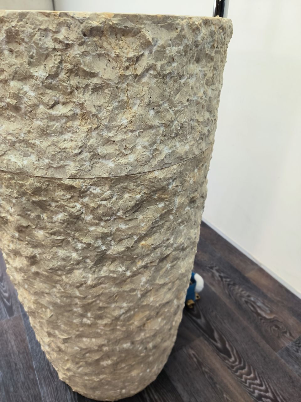 Раковина напольная из мрамора Pedestal Cream Marmo MN-65910 45х45х90 из натурального камня