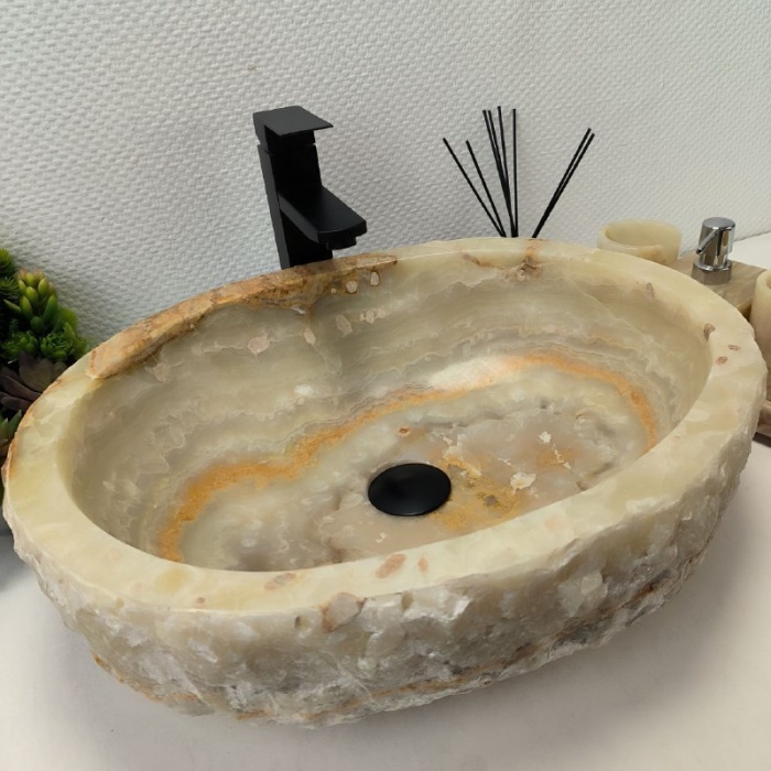 i84s34oecu4tjuvxs4mxryy162j2i057