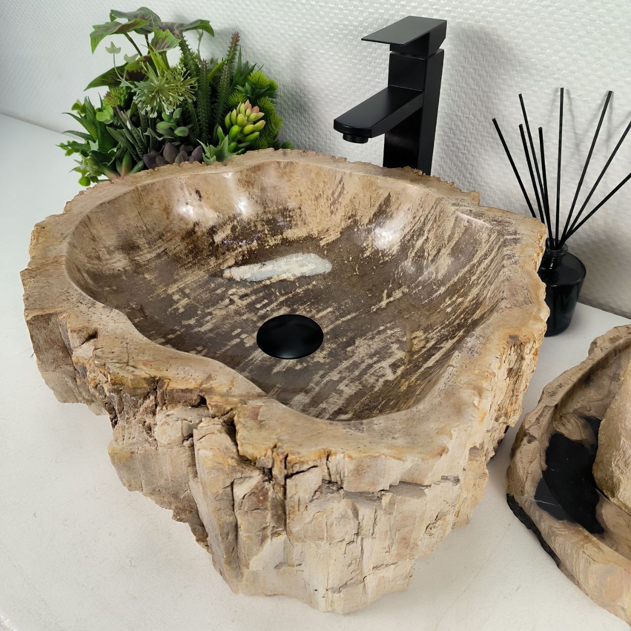 s582p98fe9r59dljtlq1xikmc9wk15j2