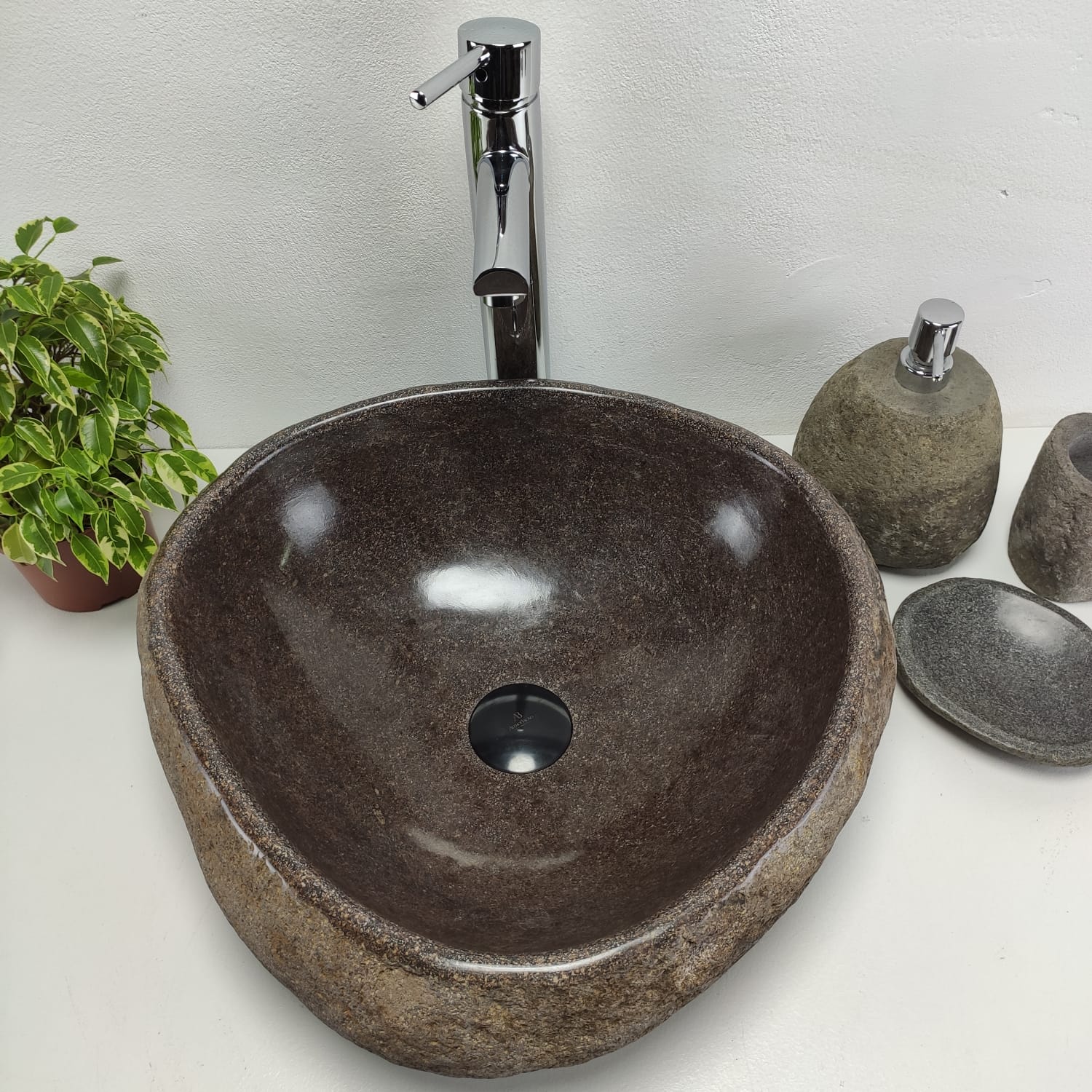 j0hl20gif7v8z7w7ajbl28s0cm658cf8