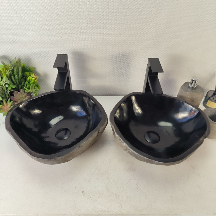 g6hm32xg0dnzjmd6gyauu131ort43s42