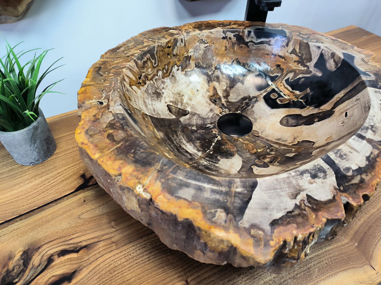 photo_2025-05-14_17-39-30