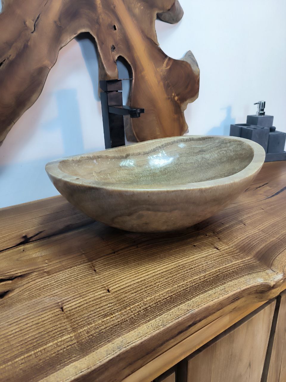 4e57694d-d9f9-4172-a1e2-0274513b15fd