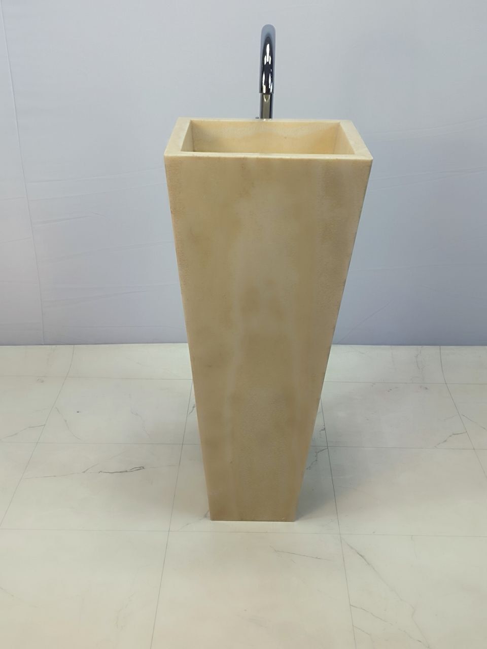 Раковина напольная из оникса Square Yellow ON-66187 40х40х90 из натурального камня