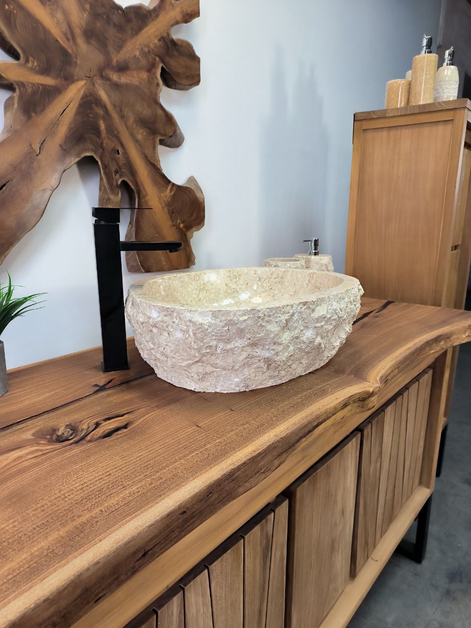 photo_2025-05-17_10-15-19