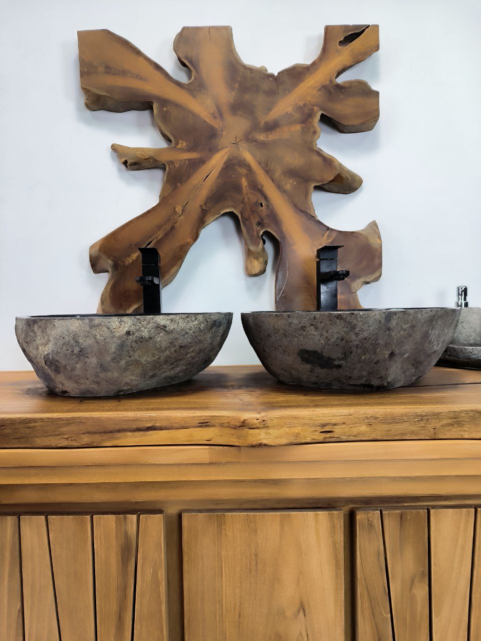 1f5d8a43-0018-4d0c-b0ca-9236dc21418f