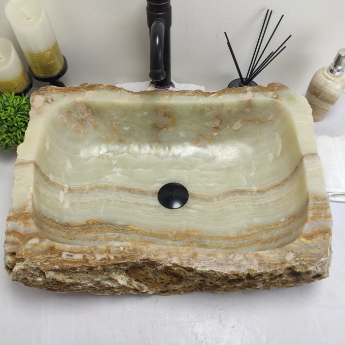 a2d483fb9ea136698dfede8ac018c20d