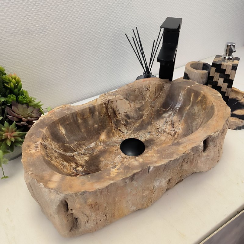 8b260suwmh3xv3cnnueabxcs7b523l2l