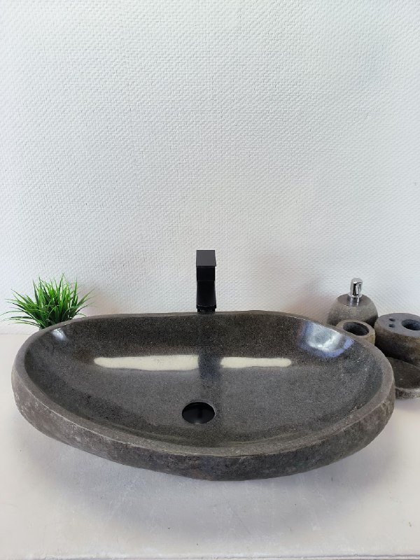 13bc91ee-ea56-4245-b7d4-196009e064c6