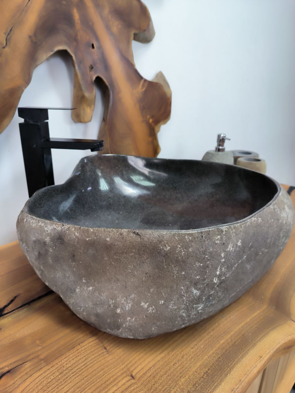 Раковина из речного камня RS-66286 47х46х17 из натурального камня