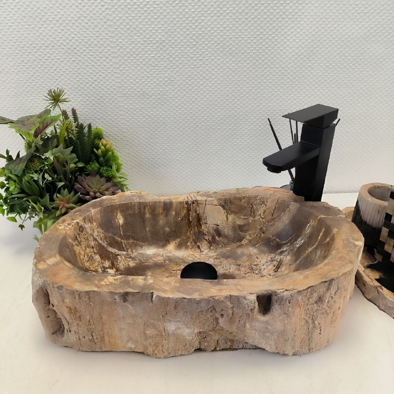 19vxz9bkejl2nflzdhovm2x41d56lbn9