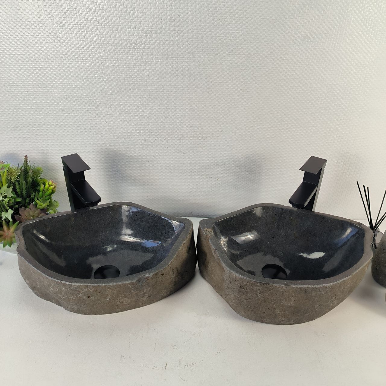 Раковина из речного камня ПАРА! RS-65479 45*33*15 0865