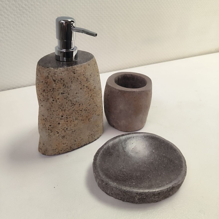 vsbg4t3l8zdy9ctwoy3o2bq48u5kpqpl