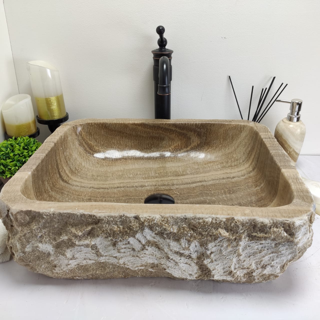 vc49o8xzwmw80vxba3uj89y77q83e819