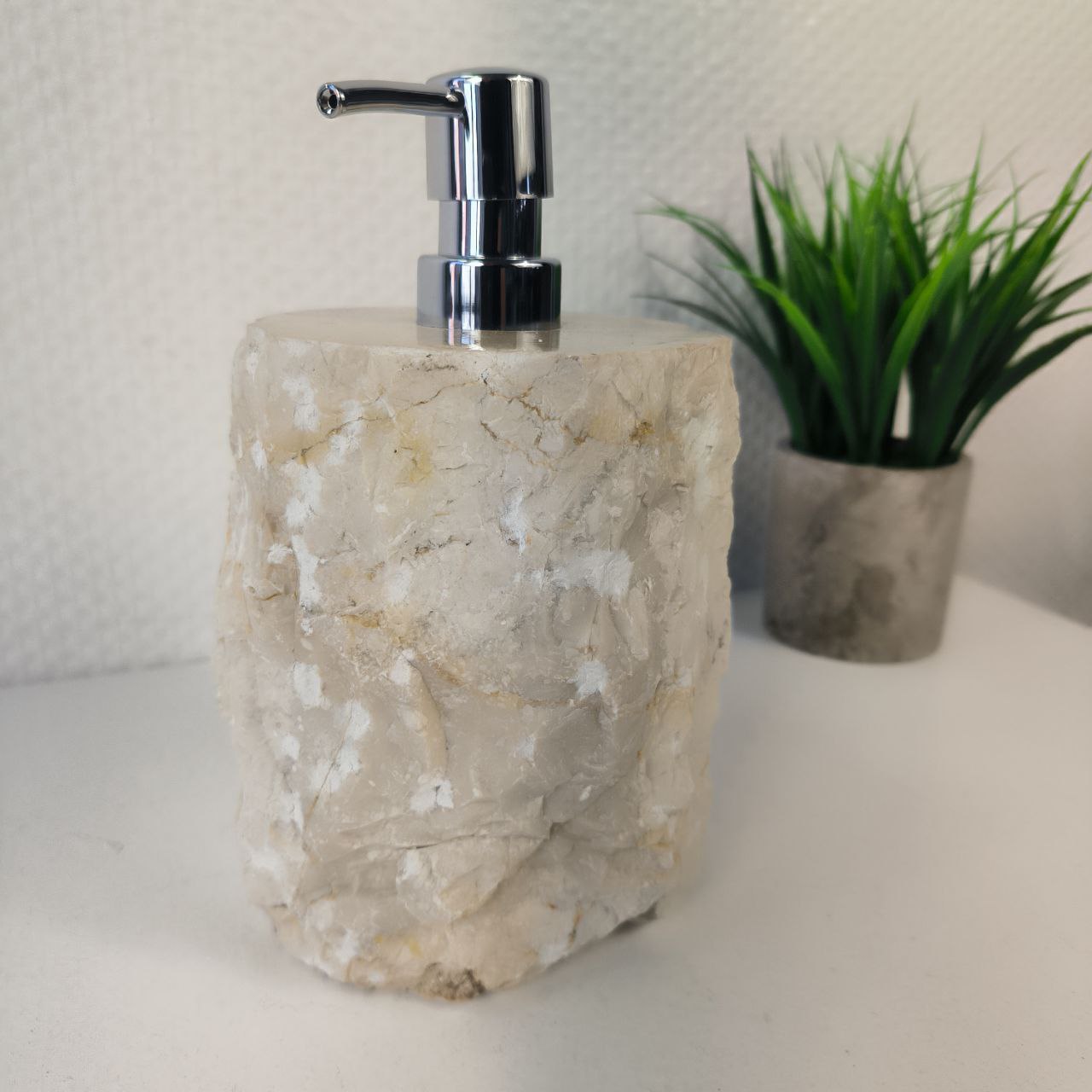 photo_2024-04-24_09-49-52