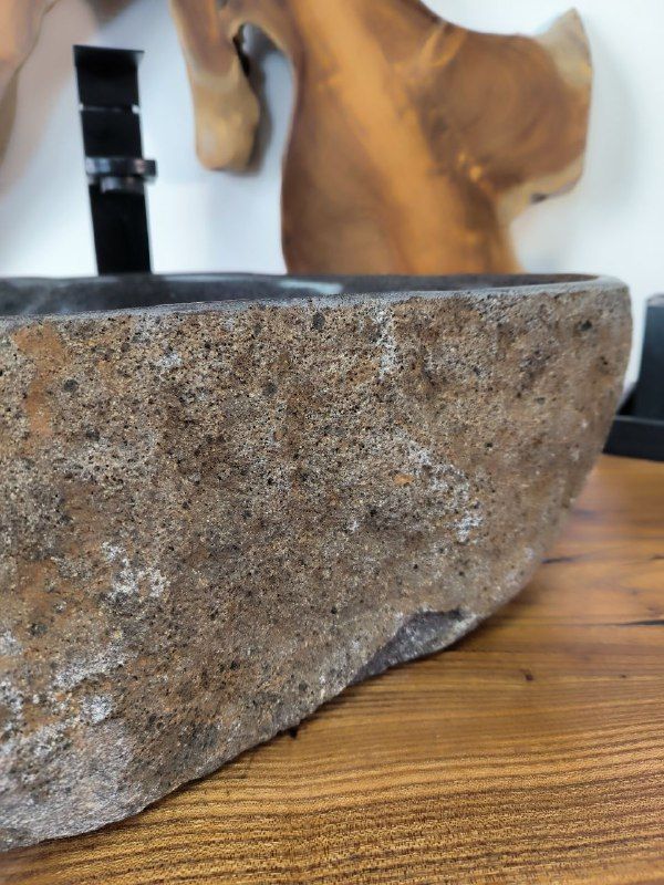 Раковина из речного камня RS-66656 56х40х15 из натурального камня