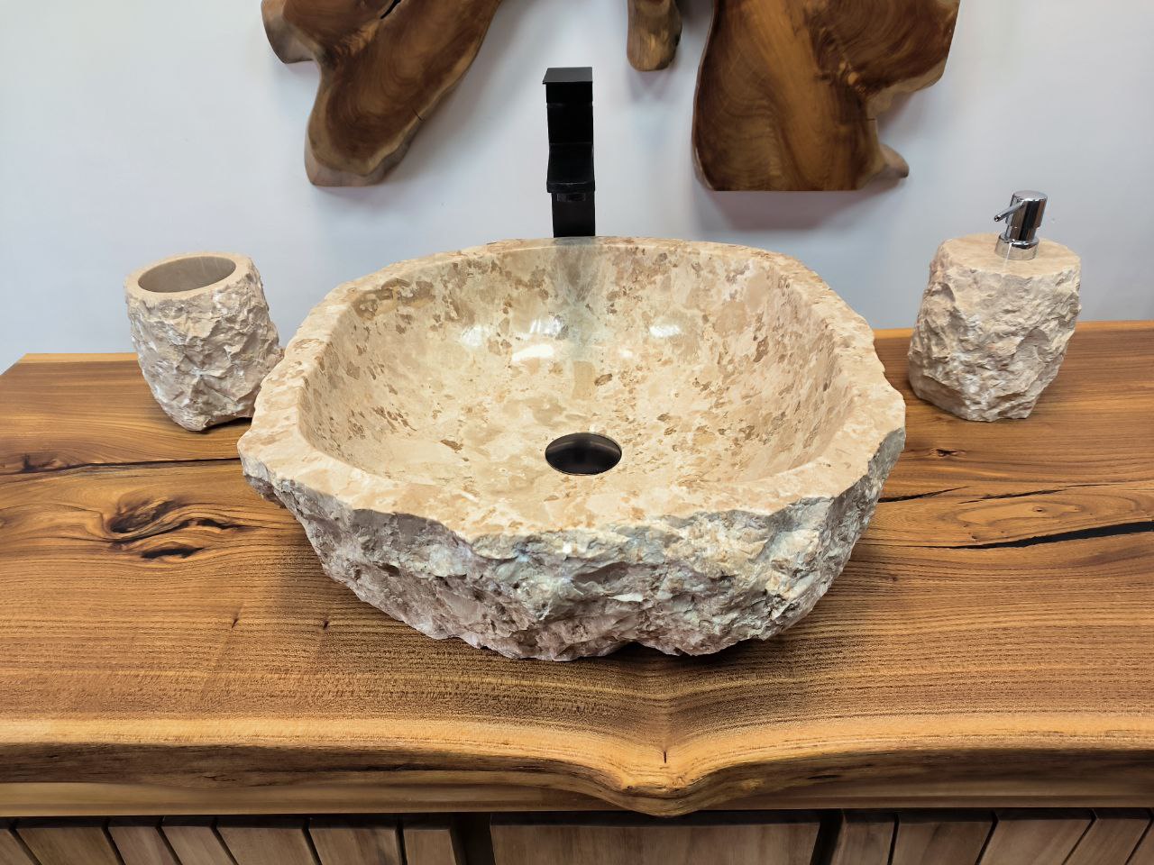 photo_2025-05-14_11-32-13