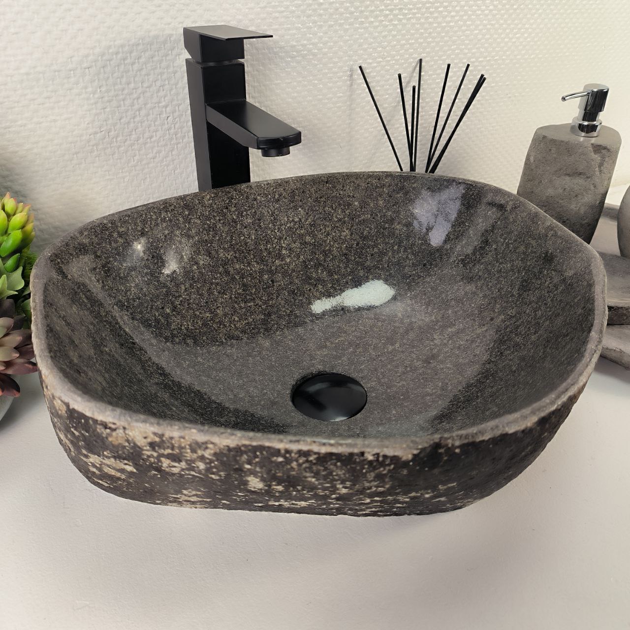 wpg41romgnyrwlceqi4uze70w1q6tj0s