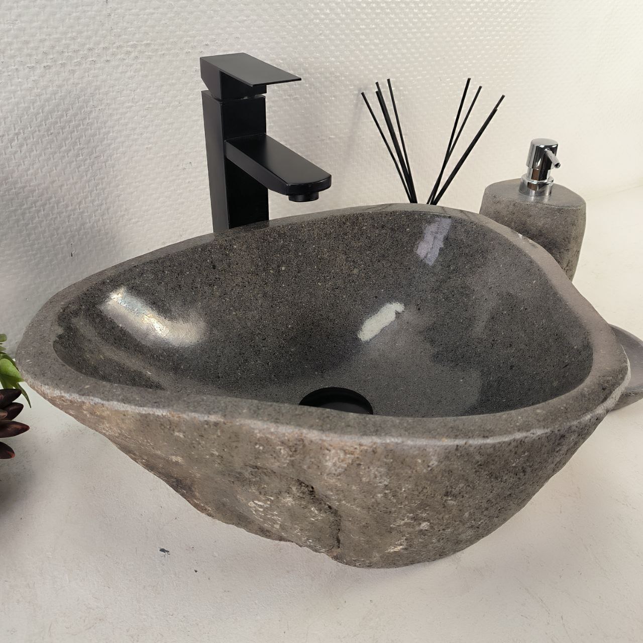 hhbr1mqkfm155rwzwfj3jf7sl9pjkrg5