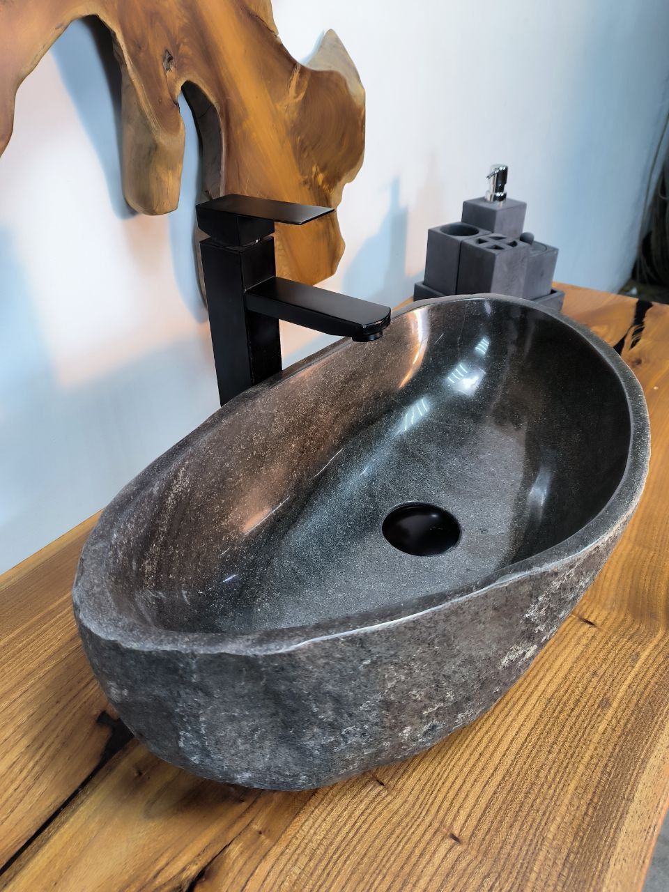 Раковина из речного камня RS-66744 54х30х15 из натурального камня