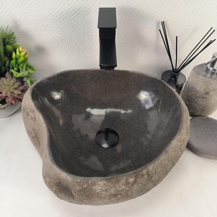 vgjyyc0z4szw07k3wc3s08xr49g7a2b5