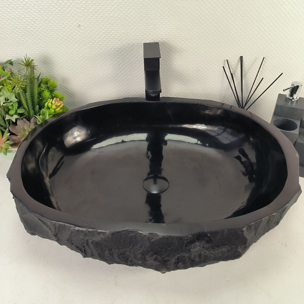 byv08xut0vsb519r8orlrgd5hapatzvm