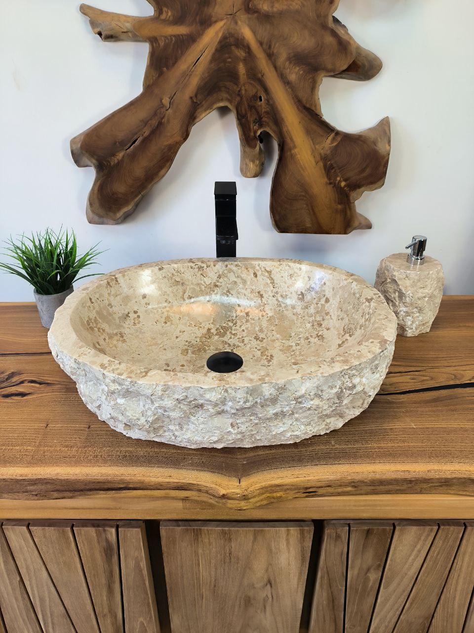 photo_2025-05-16_11-51-10