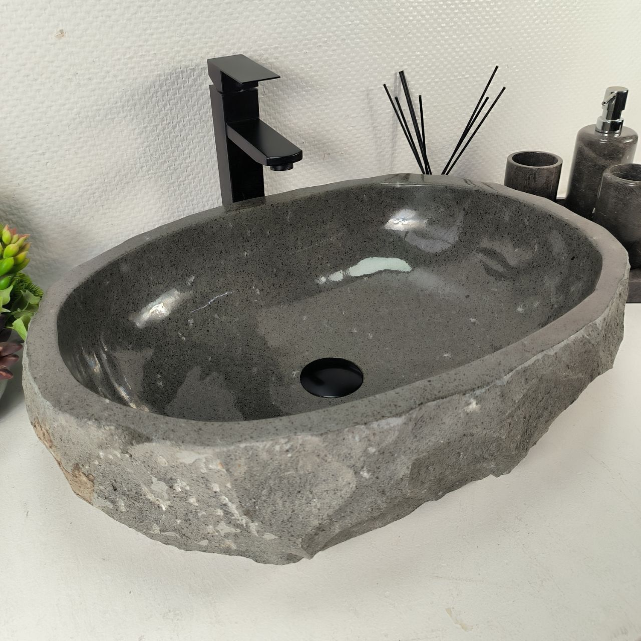 Раковина из андезита Erozy Grey EA-65021 55*43*15 из натурального камня