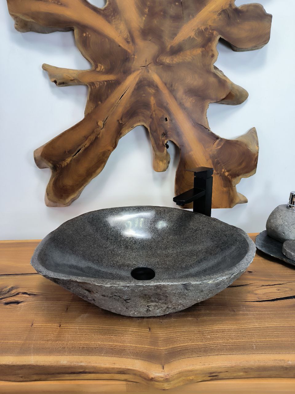 5b1cedbe-e6c7-4e24-85d1-b70caa8e194b