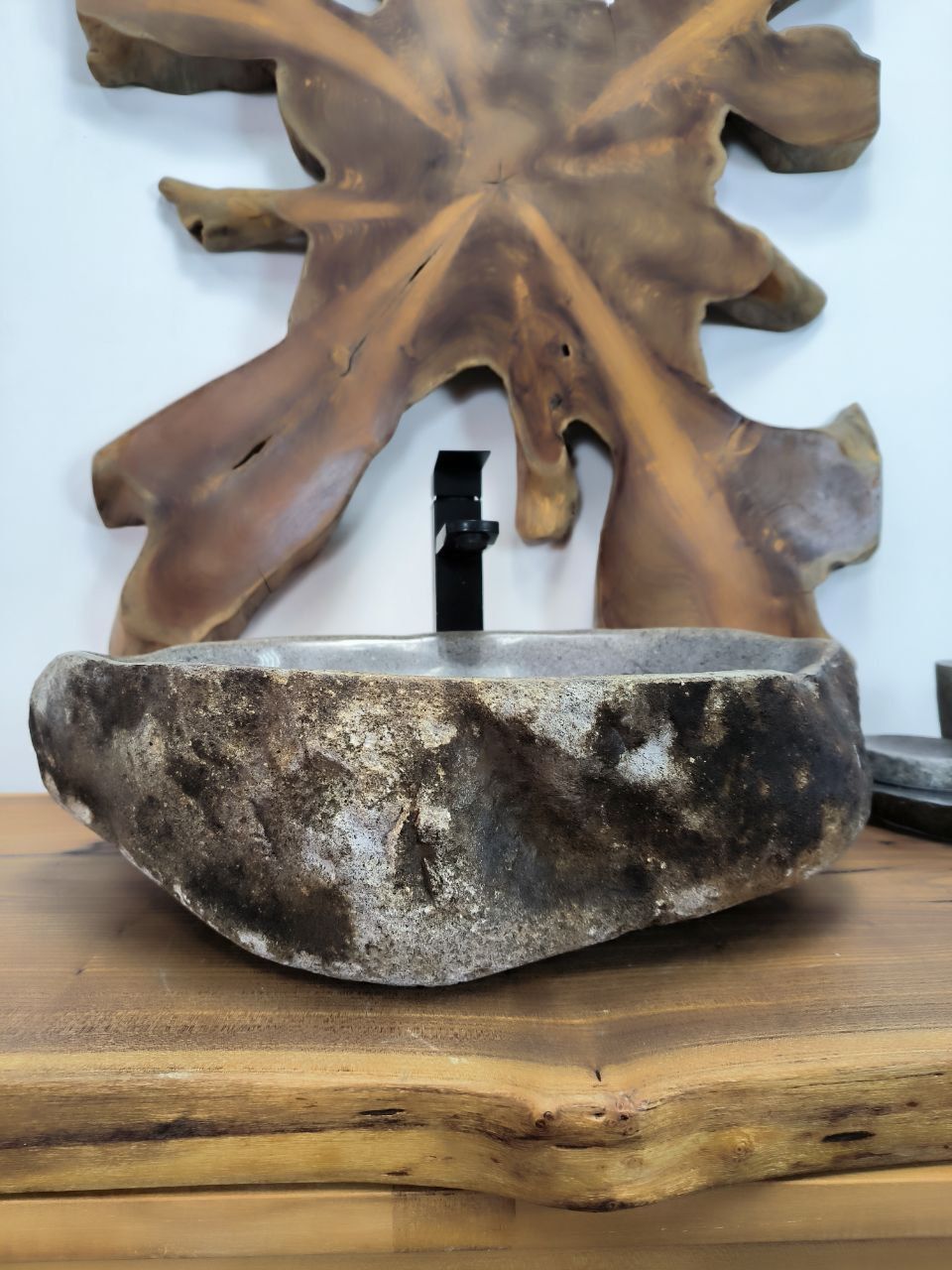 Раковина из речного камня RS-66331 50х42х15 из натурального камня