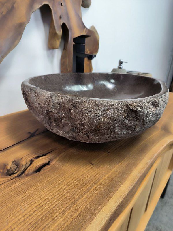 Раковина из речного камня RS-66431 55х42х15 из натурального камня