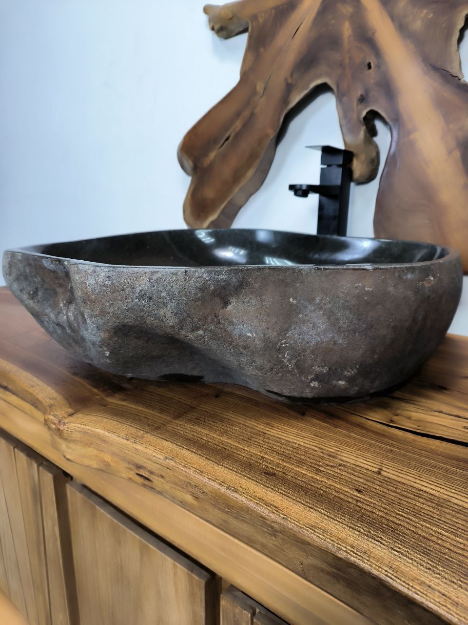 Раковина из речного камня RS-66714 56х49х15 из натурального камня