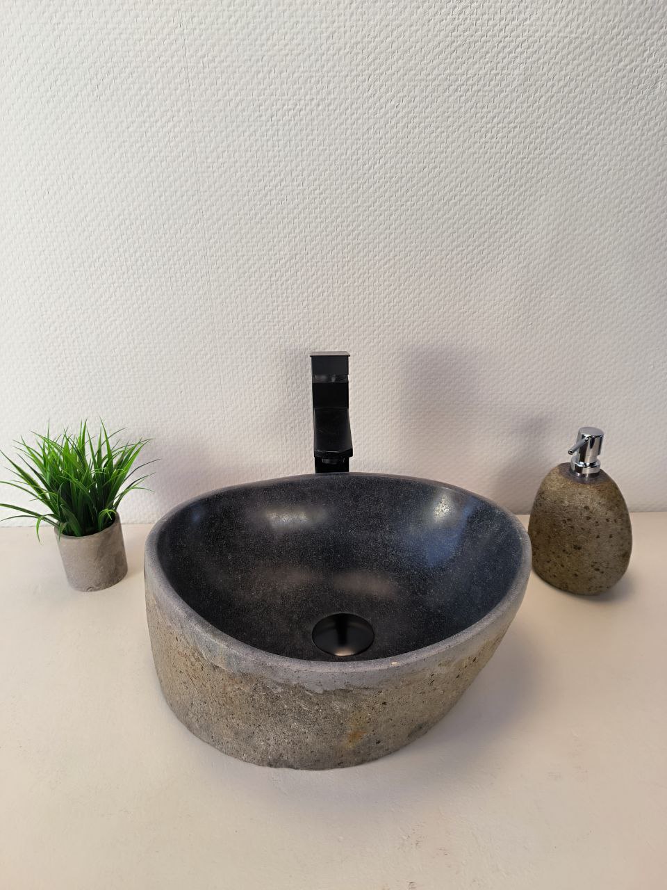 photo_2025-05-28_16-52-03