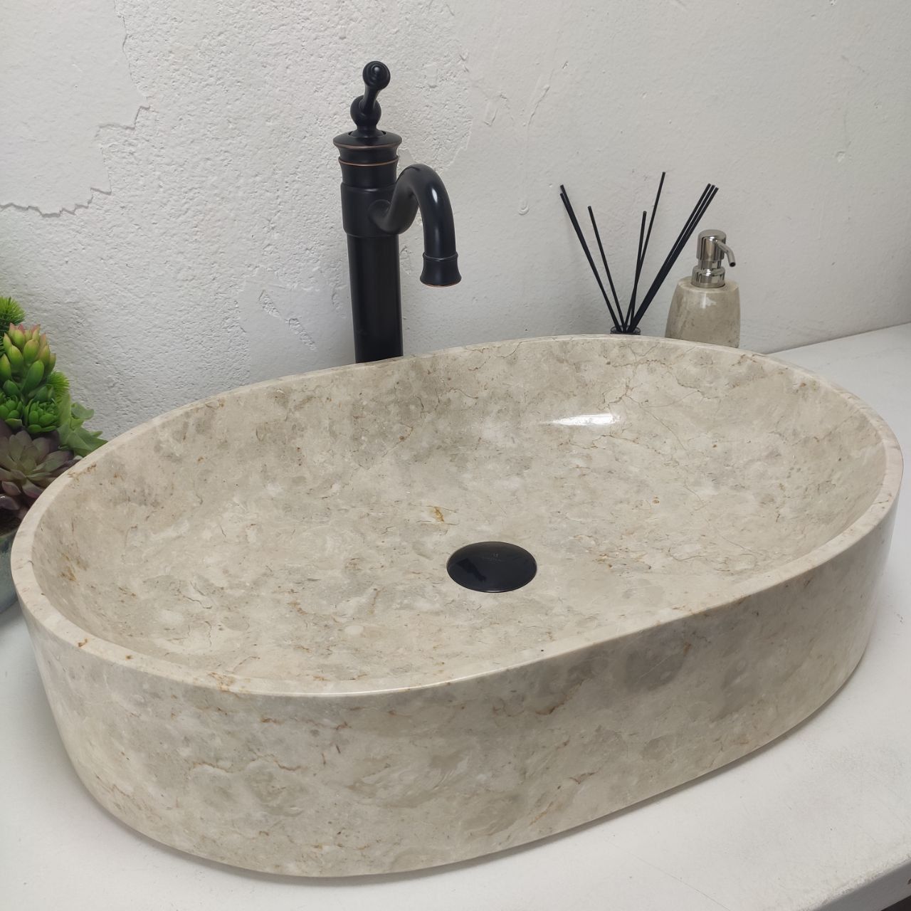 Раковина из мрамора Oval Cream Big OM-61548 60*40*13 из натурального камня