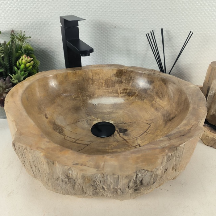 vg4183q0ju38klgasjjyvklvt799z1zj