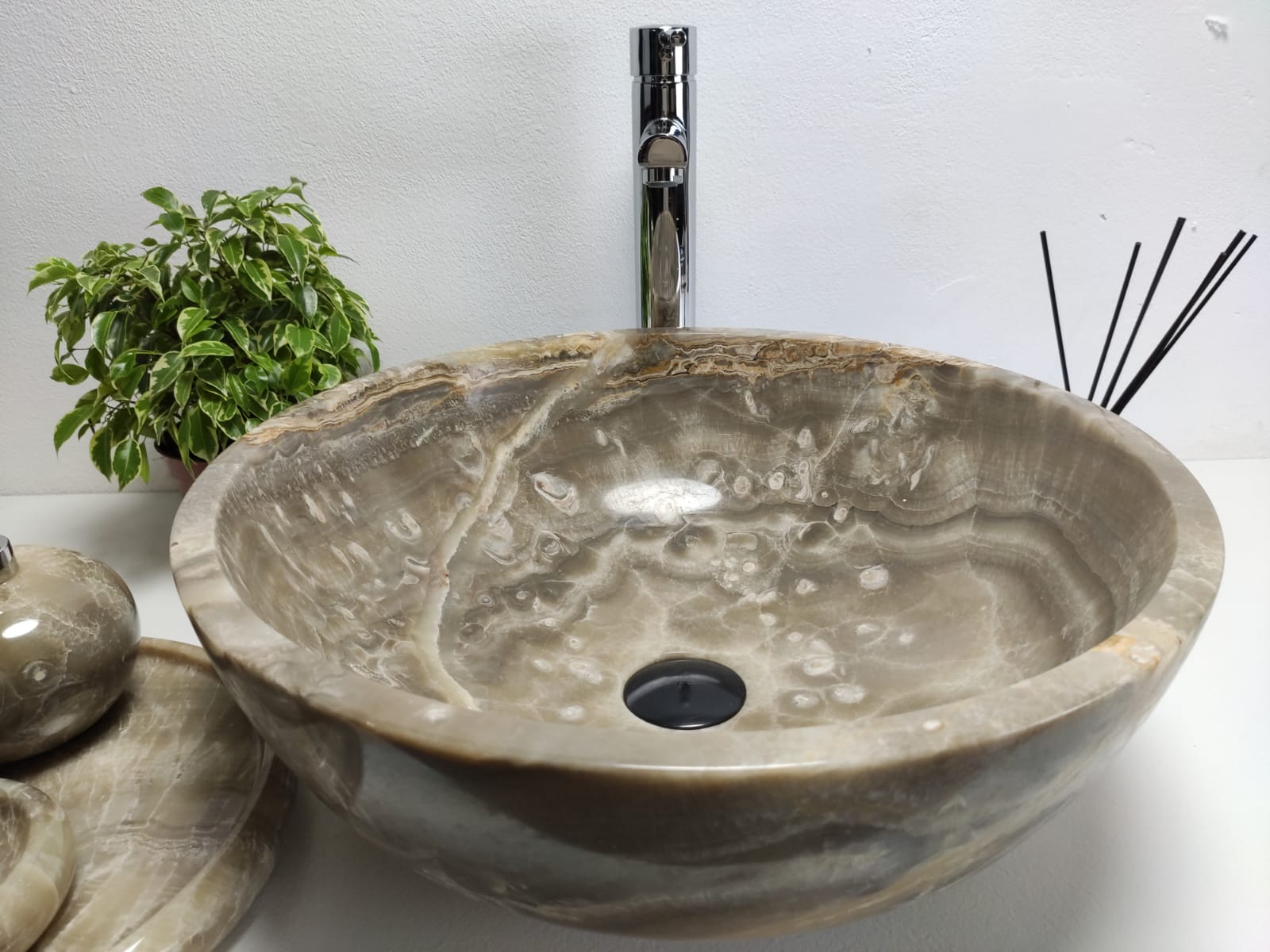 hucs592x74u4pq9ulw1xxke1hh1woyp9