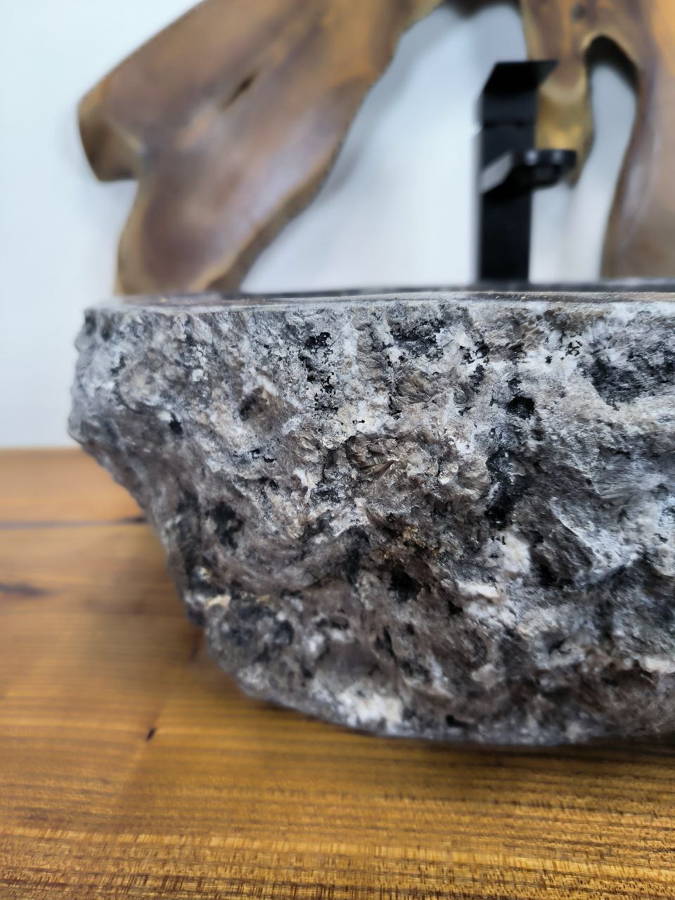 0b452104-0b45-44a6-be4d-e5660f9e8d58