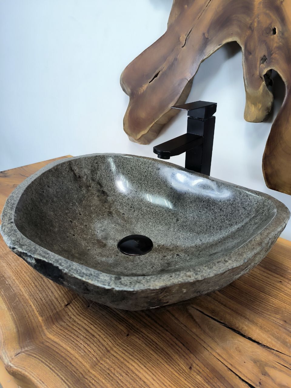 Раковина из речного камня RS-66573 47х40х15 из натурального камня